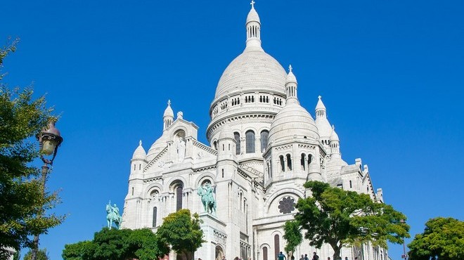 Sacré-Cœur Basilica is in which European city?