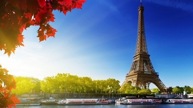 Why was the Eiffel Tower built?