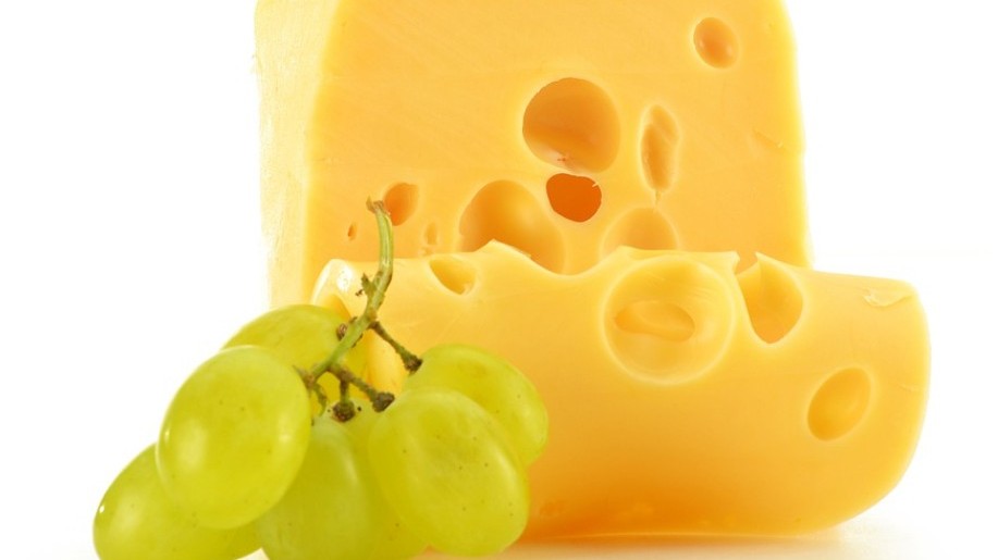 From which country does Edam cheese originate?
