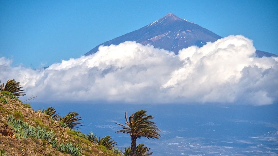 Which volcano is not in Italy? It is the highest of the three, 3718 meters high.