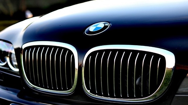 Where is the headquarters of the BMW car factory?