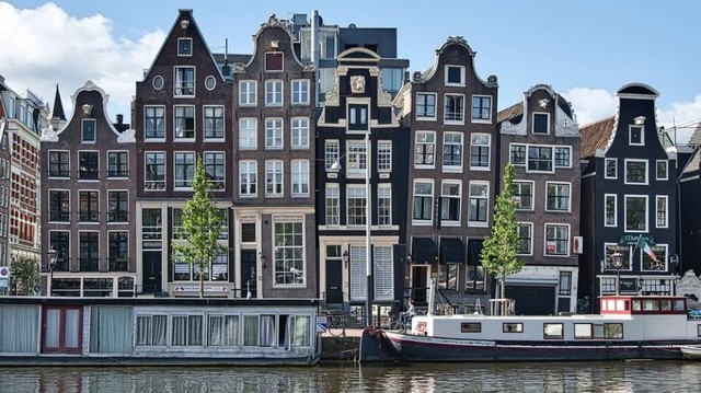 What is the capital of Netherlands?